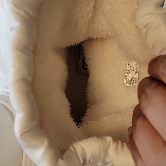 Beautiful and comfortable - Picture 6 of 7